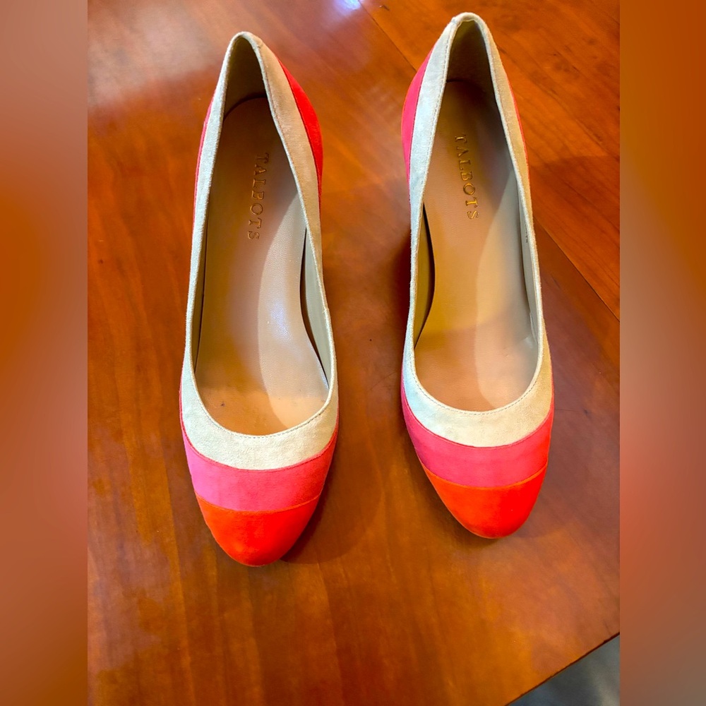 SOLD WOW suede pumps. Talbots. Size 8.5. Lightly used.
